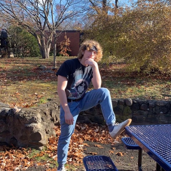 Meet your Posher, Jon - Picture 1 of 1